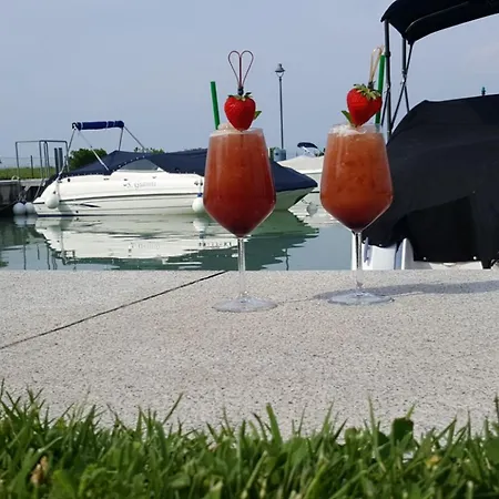 Yachting Mistral 3*